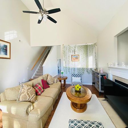 Private Room & Bathroom Close To Downtown Ралі Екстер'єр фото